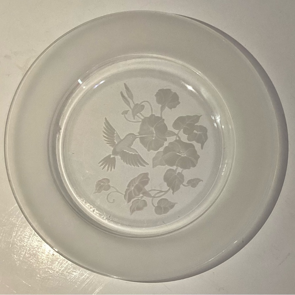 24% Lead Crystal Etched Hummingbird 8" Avon Plates Made in France (Set of 2)